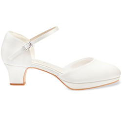 Sapatos de noiva baixos