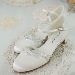 Sapatos noiva rasos e confortáveis
