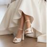 Sapatos de Noiva em pele com plataforma ,  tiras e salto grosso 10 cm